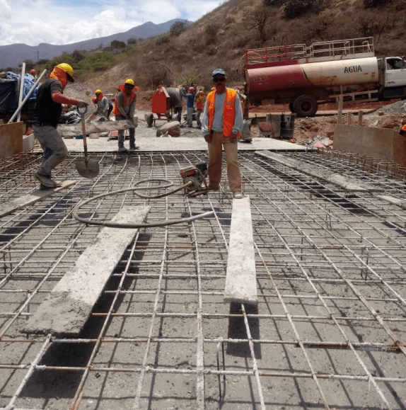 Ejecución de Puente CALLANCAS – CHARAT 'OTUZCO'